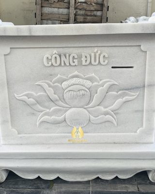 Thùng công đức